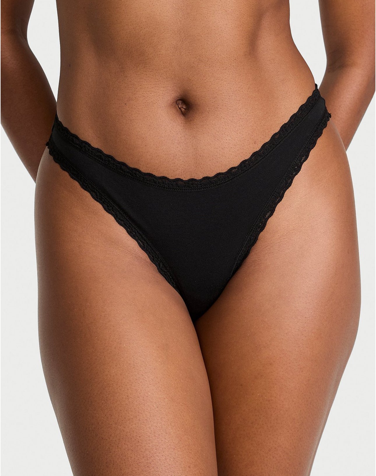 Tanga de algodón con encaje y cintura